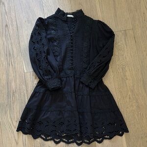 Elegant Black Lace Alice + Olivia mini Dress